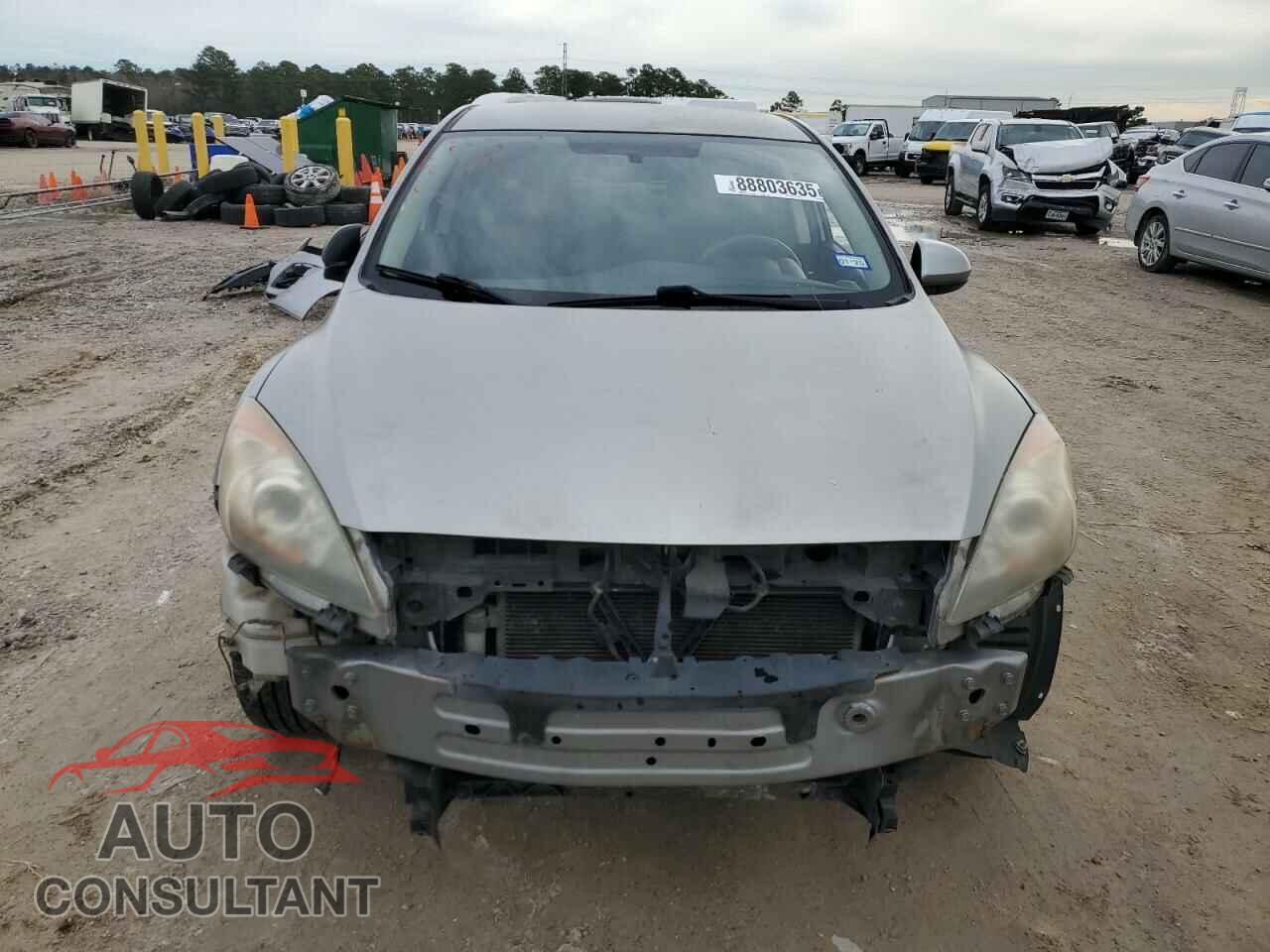 MAZDA MAZDA3 2011 - JM1BL1U58B1401983