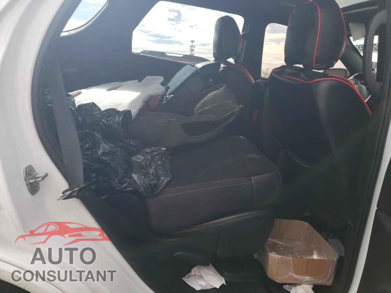 DODGE DURANGO 2018 - 1C4RDJDG9JC262155
