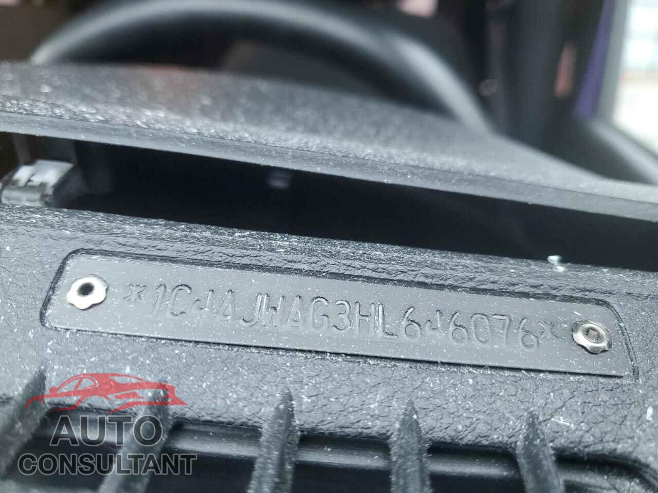 JEEP WRANGLER 2017 - 1C4AJWAG3HL646076