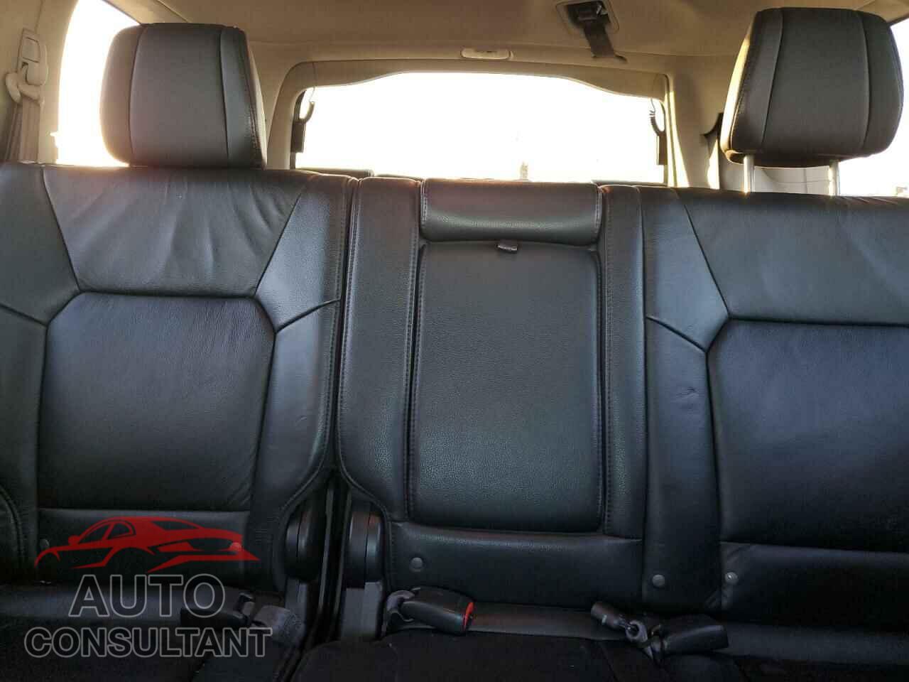 HONDA PILOT 2013 - 5FNYF4H52DB036286
