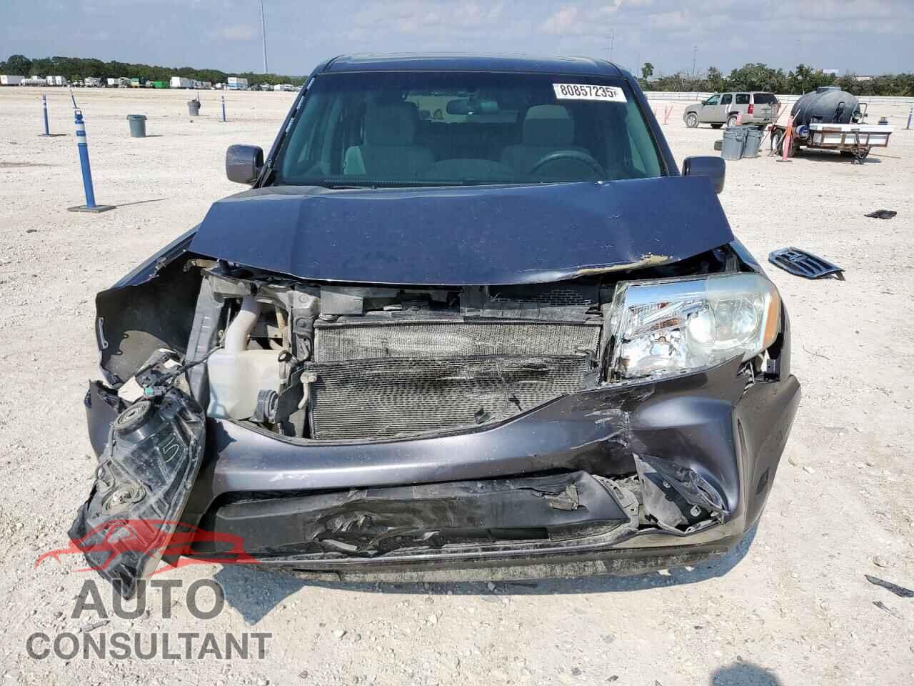 HONDA PILOT 2015 - 5FNYF3H30FB027520