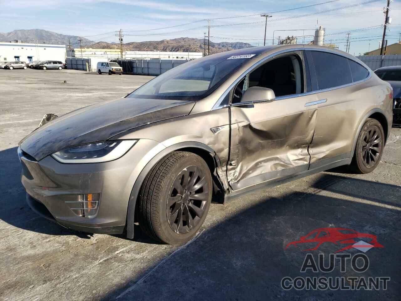 TESLA MODEL X 2016 - 5YJXCBE27GF004277