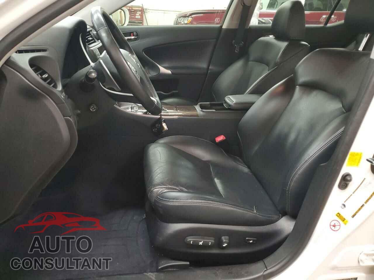 LEXUS IS 2012 - JTHCE5C2XC5002949