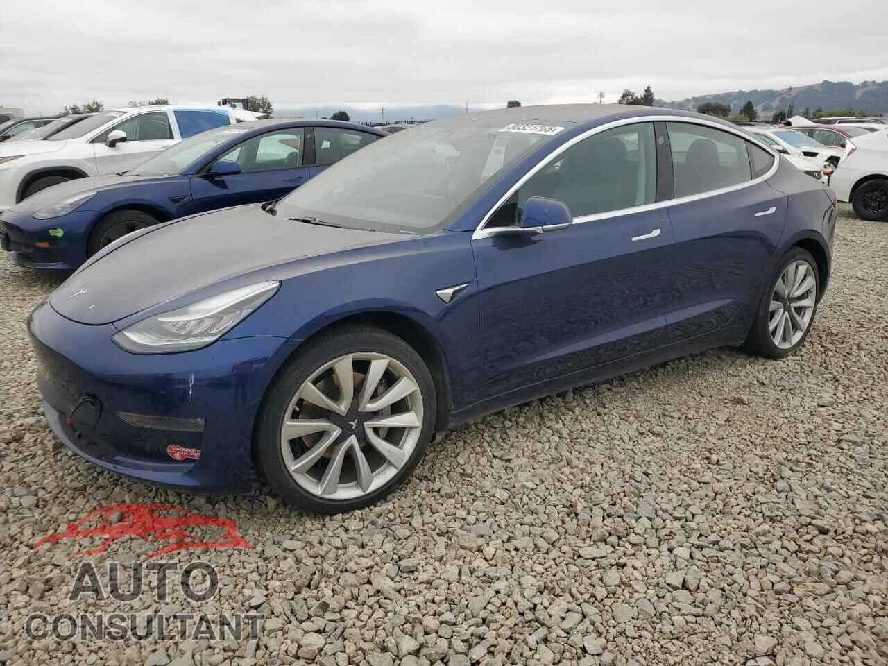 TESLA MODEL 3 2018 - 5YJ3E1EA8JF042800