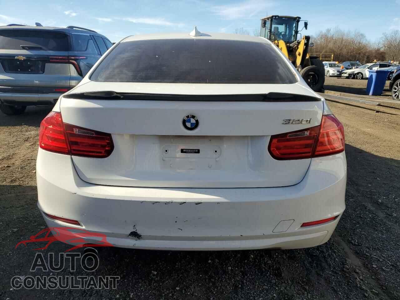 BMW 3 SERIES 2015 - WBA3B1C50F5A05943