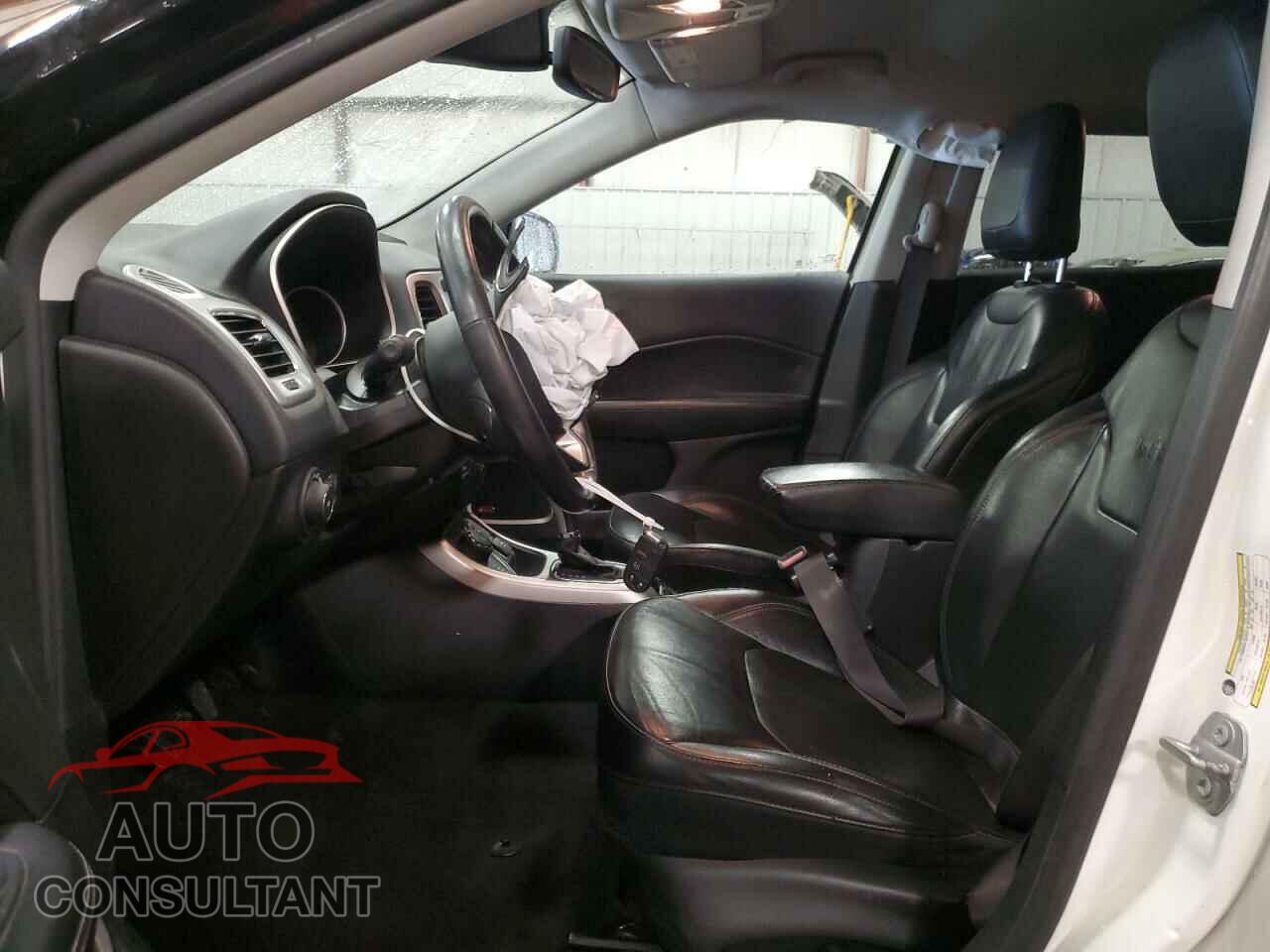 JEEP COMPASS 2019 - 3C4NJDCB3KT781433
