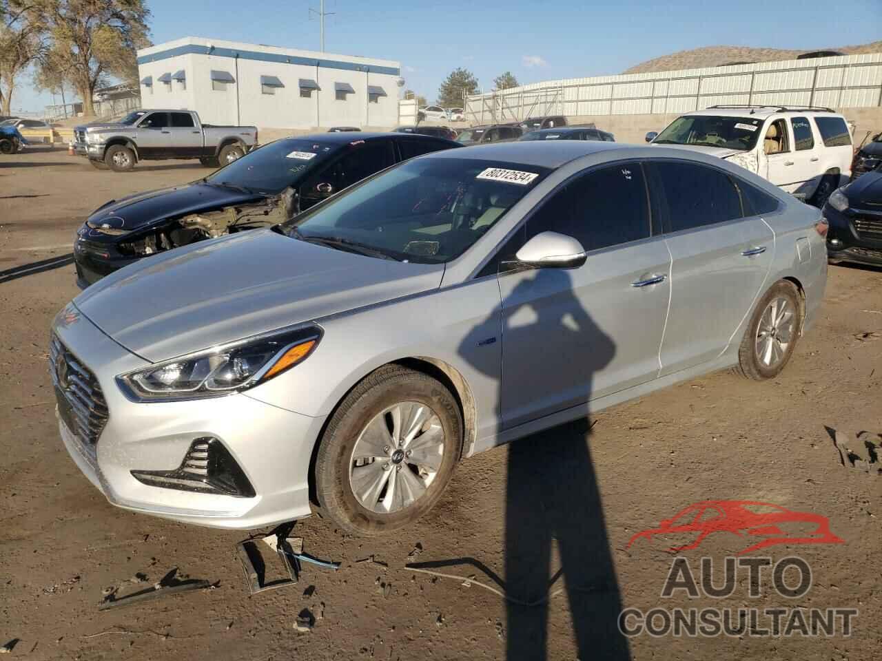 HYUNDAI SONATA 2018 - KMHE24L39JA086803