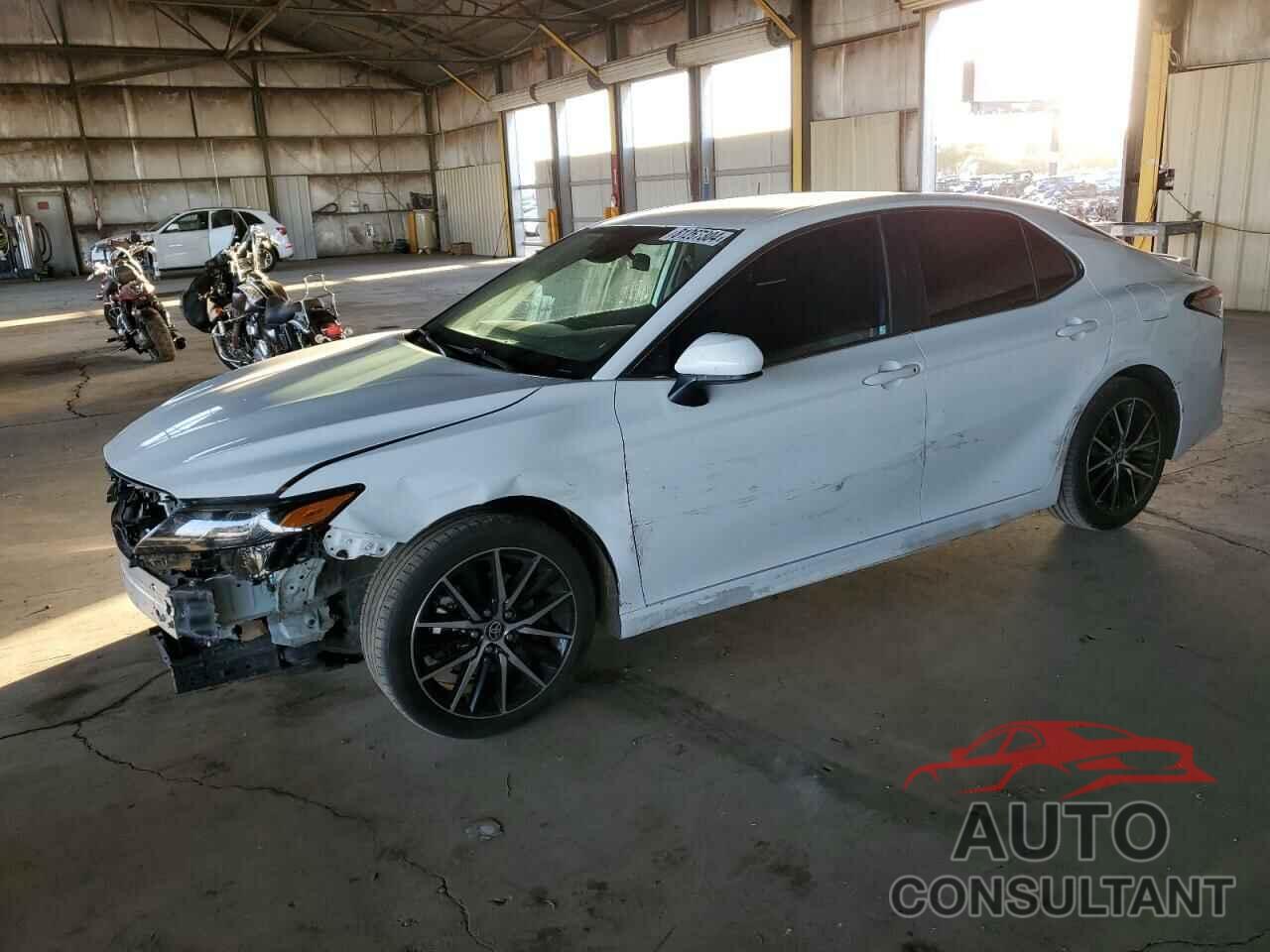 TOYOTA CAMRY 2021 - 4T1G11AK6MU549584