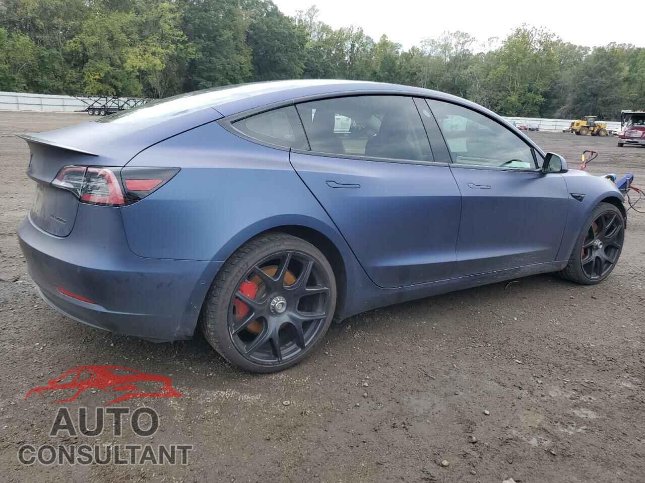 TESLA MODEL 3 2018 - 5YJ3E1EB4JF072319