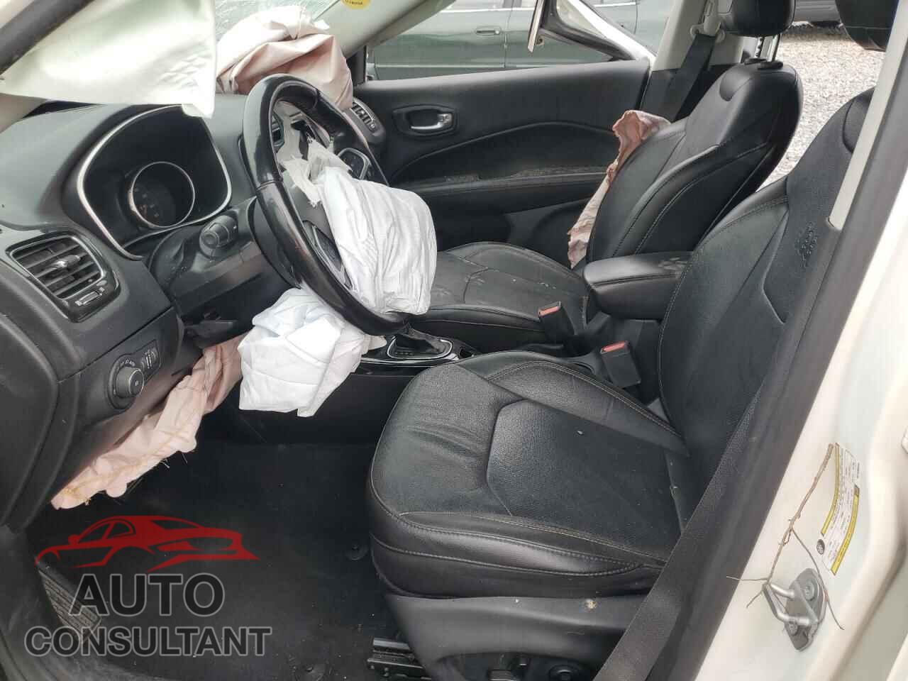 JEEP COMPASS 2021 - 3C4NJCCB1MT555646