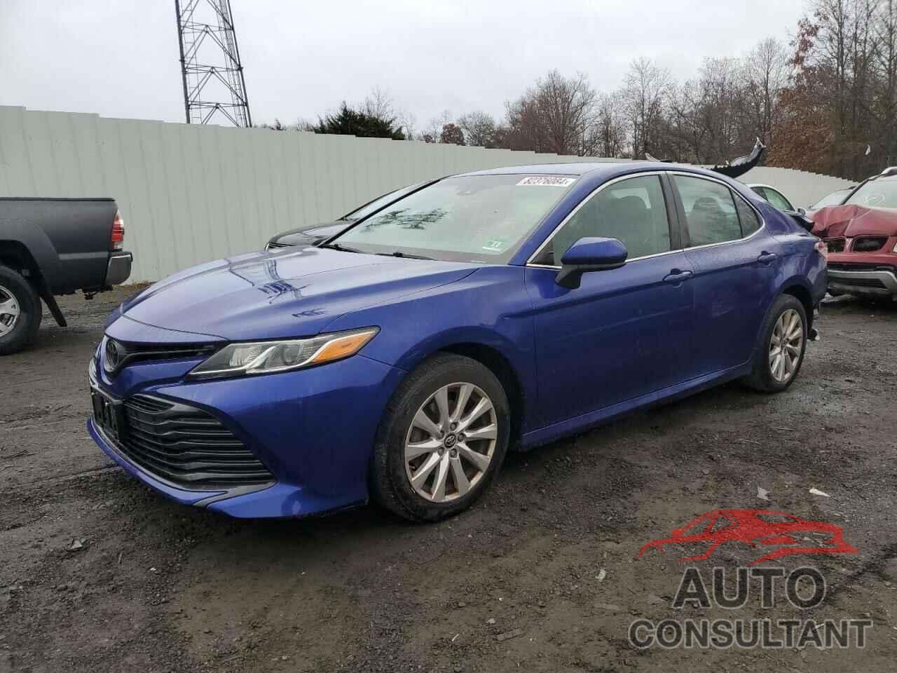 TOYOTA CAMRY 2018 - 4T1B11HK5JU523876