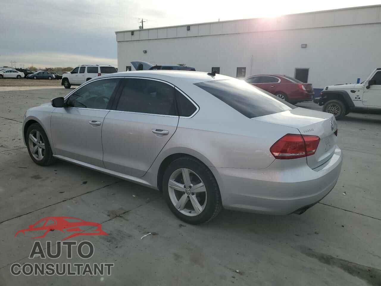 VOLKSWAGEN PASSAT 2015 - 1VWAS7A38FC079423