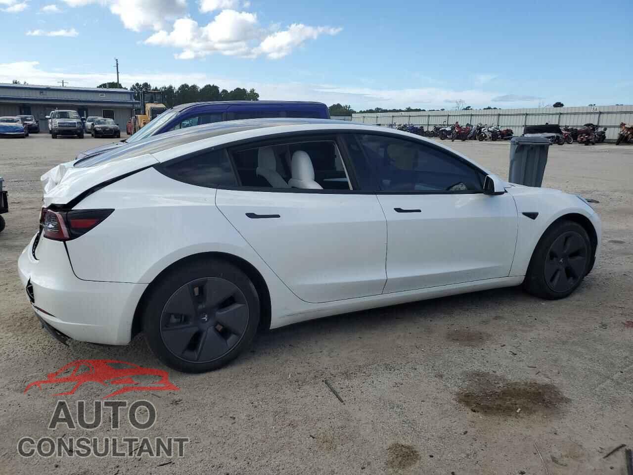 TESLA MODEL 3 2023 - 5YJ3E1EA8PF562813