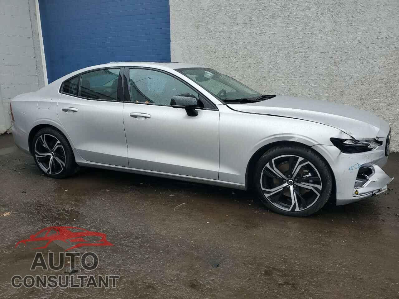 VOLVO S60 CORE 2024 - 7JRL12TK6RG324210