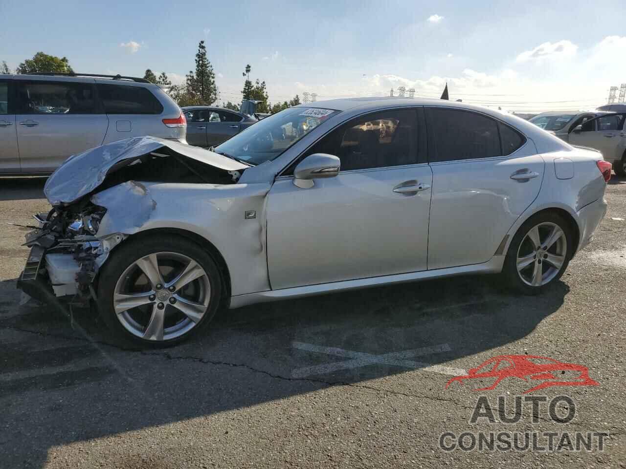 LEXUS IS 2011 - JTHBF5C29B5133569