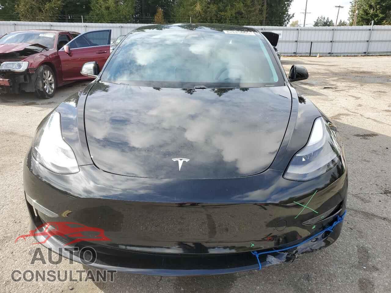TESLA MODEL 3 2021 - 5YJ3E1EAXMF875129