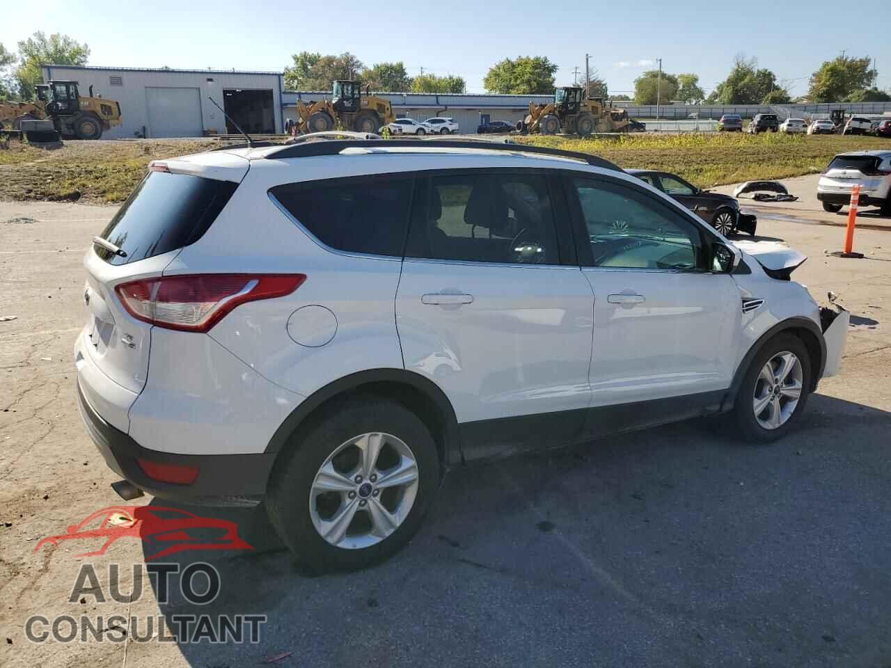 FORD ESCAPE 2015 - 1FMCU9G90FUB82757
