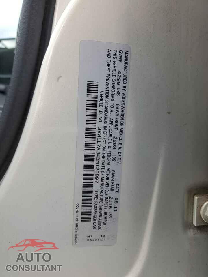 VOLKSWAGEN JETTA 2011 - 3VWLL7AJ4BM120997