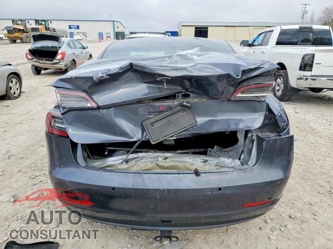 TESLA MODEL 3 2022 - 5YJ3E1EB0NF259711