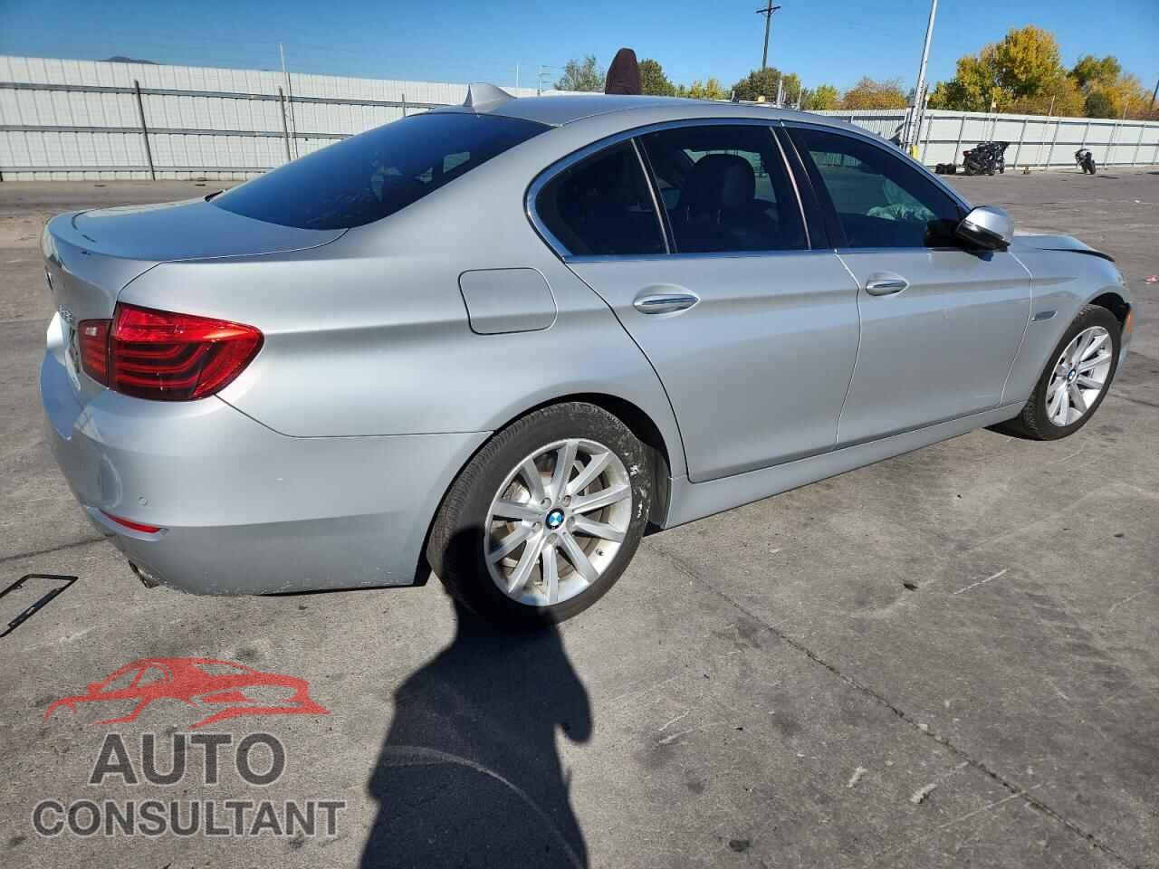 BMW 5 SERIES 2014 - WBA5B3C54ED537122