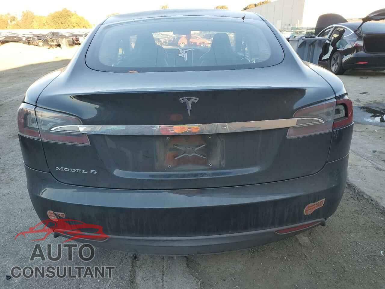 TESLA MODEL S 2012 - 5YJSA1CN0CFP02571