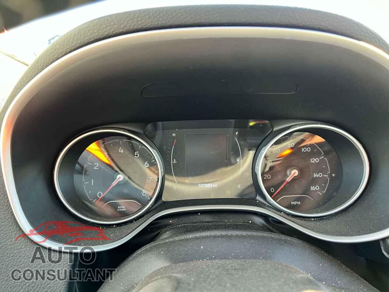 JEEP COMPASS 2019 - 3C4NJCBB7KT743165