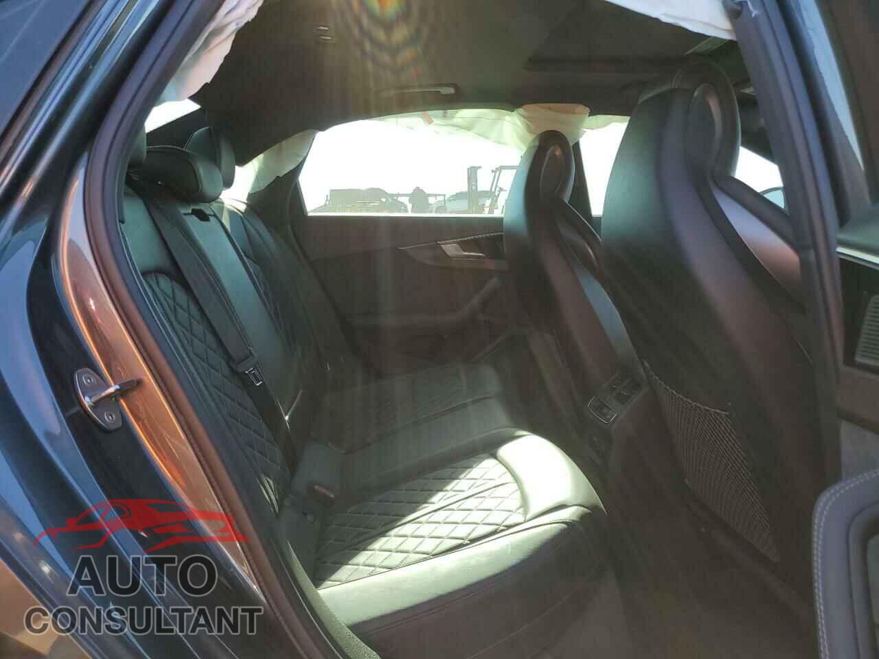 AUDI S4/RS4 2021 - WAUC4BF45MA010835