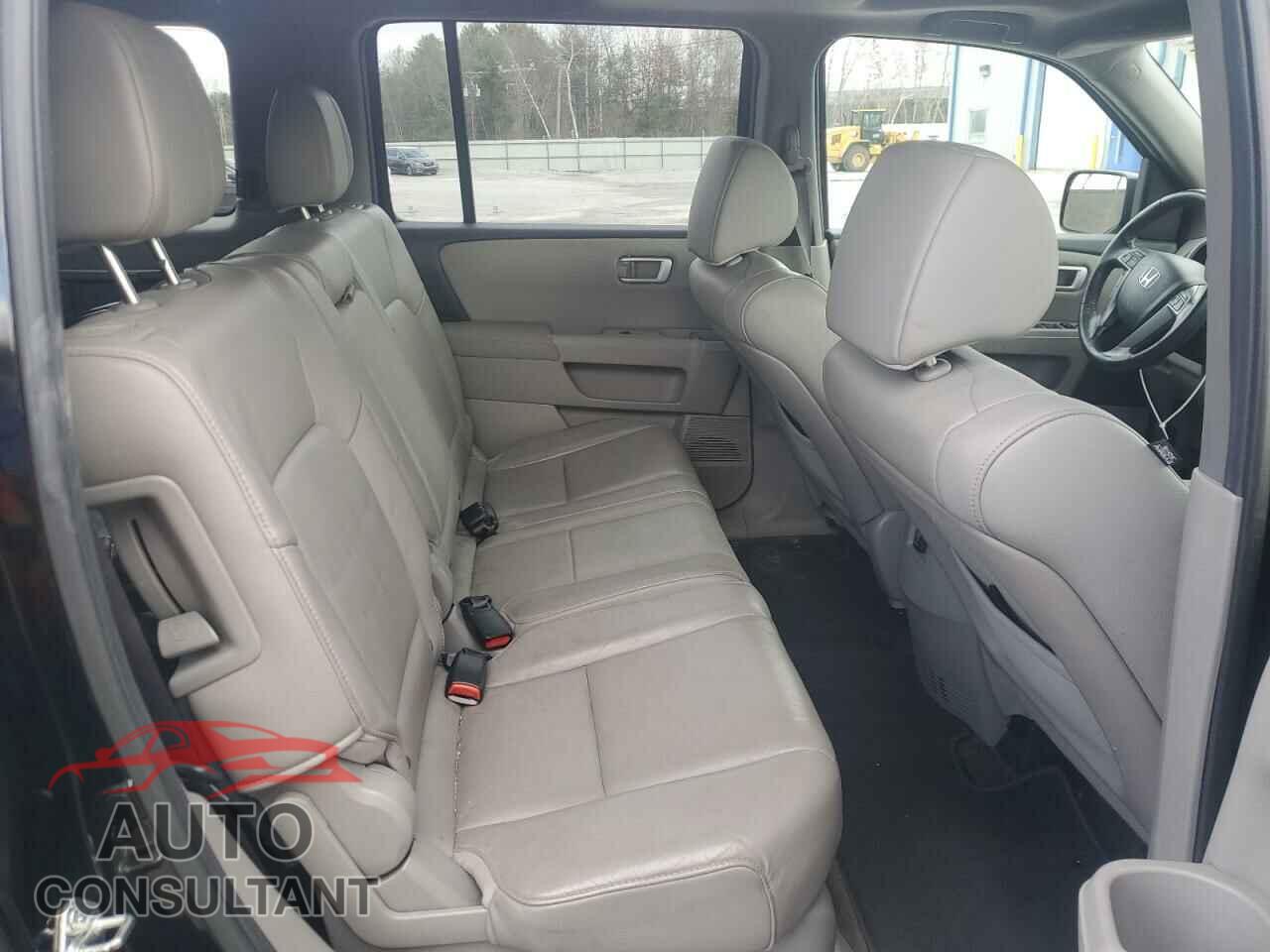 HONDA PILOT 2013 - 5FNYF4H75DB059742