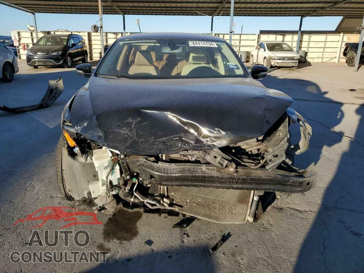 VOLKSWAGEN PASSAT 2015 - 1VWAS7A35FC111499