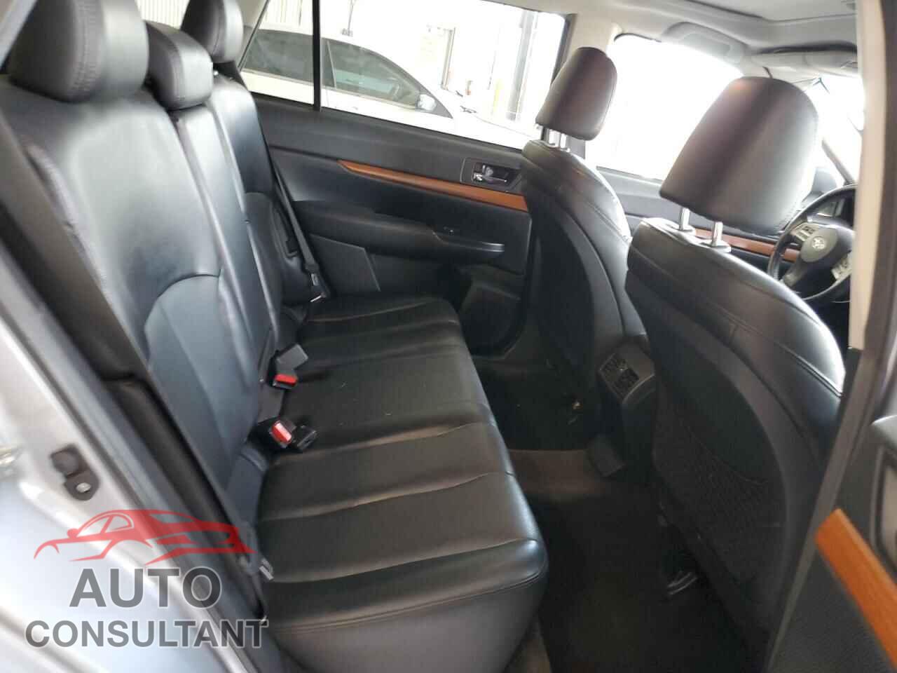 SUBARU OUTBACK 2014 - 4S4BRBLC9E3291907