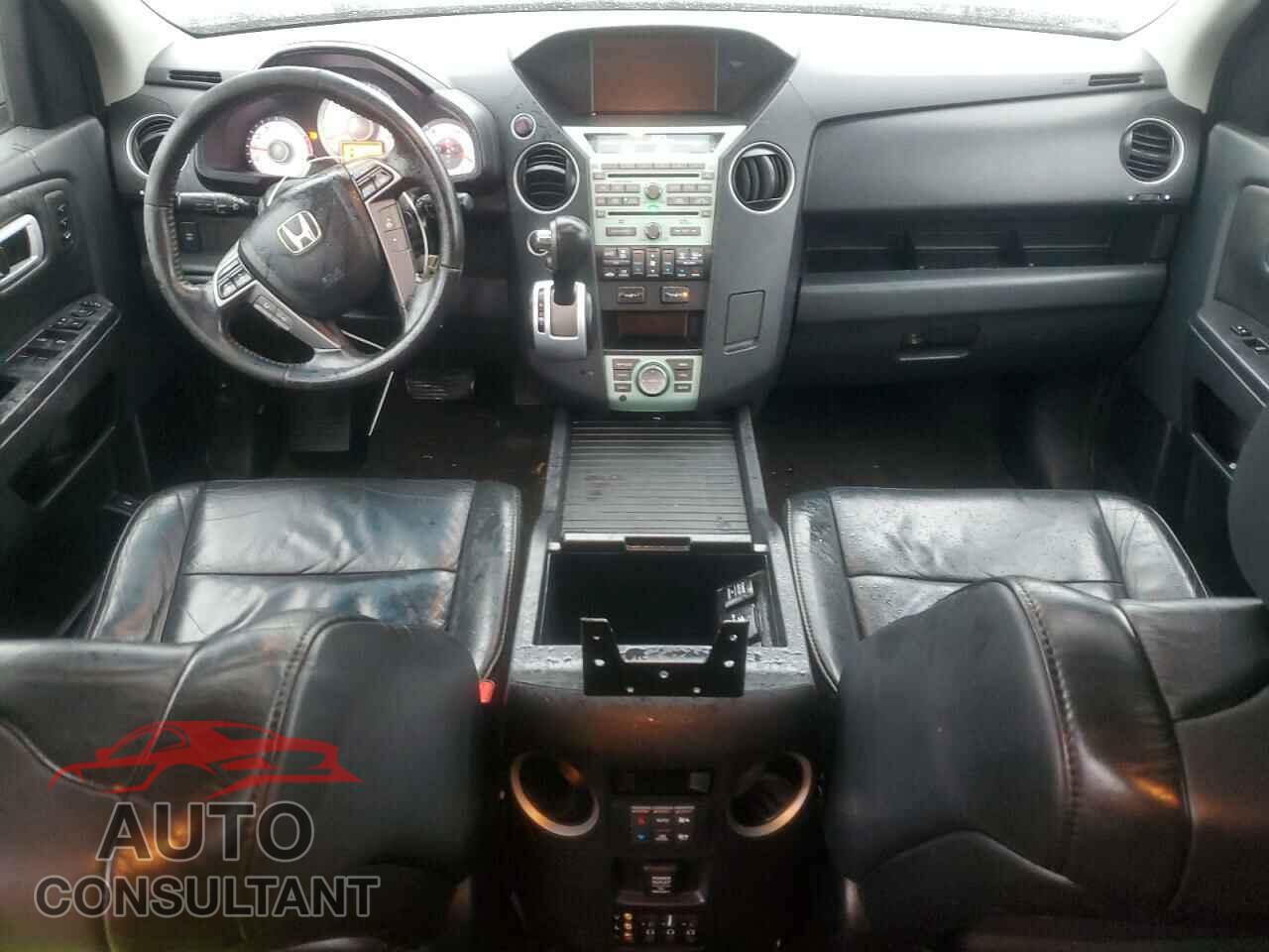 HONDA PILOT 2011 - 5FNYF4H97BB100841