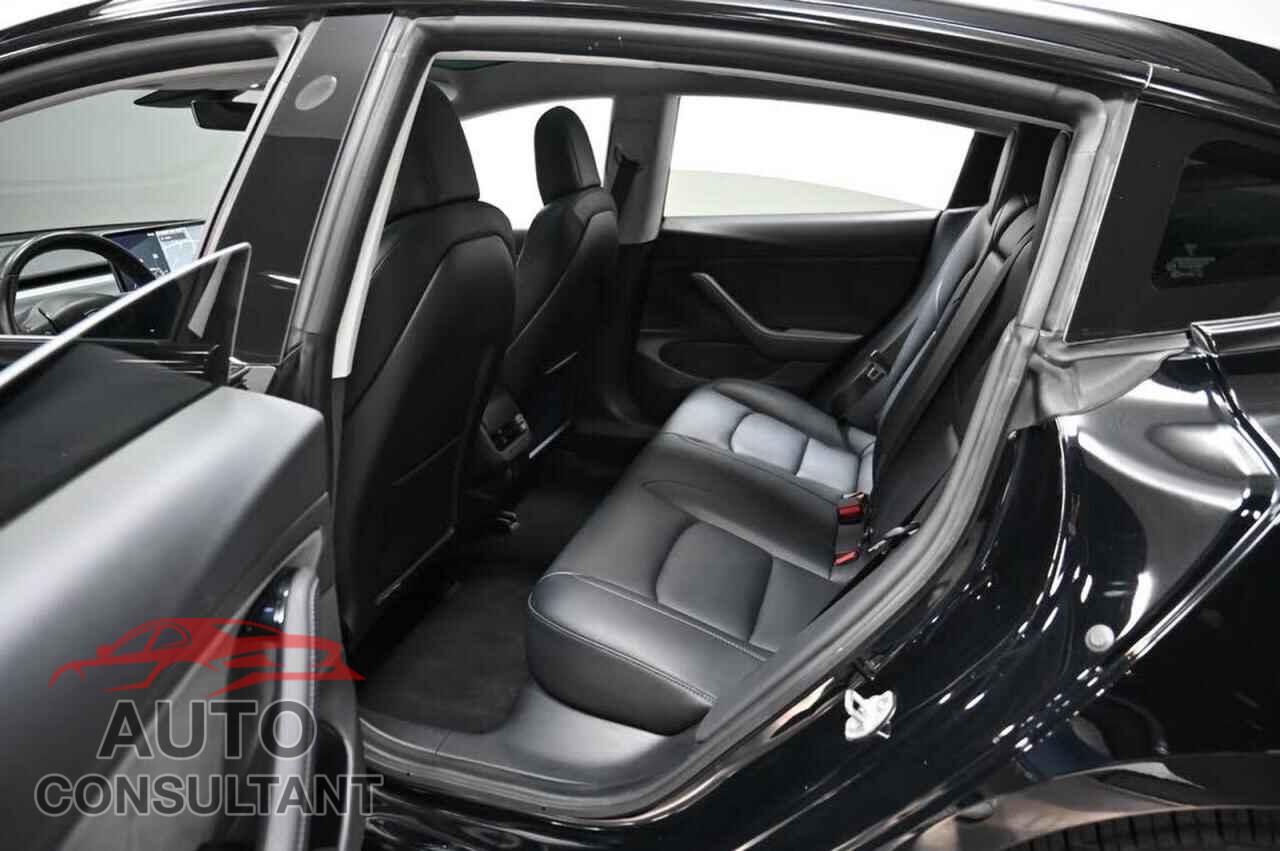 TESLA MODEL 3 2018 - 5YJ3E1EB5JF128896