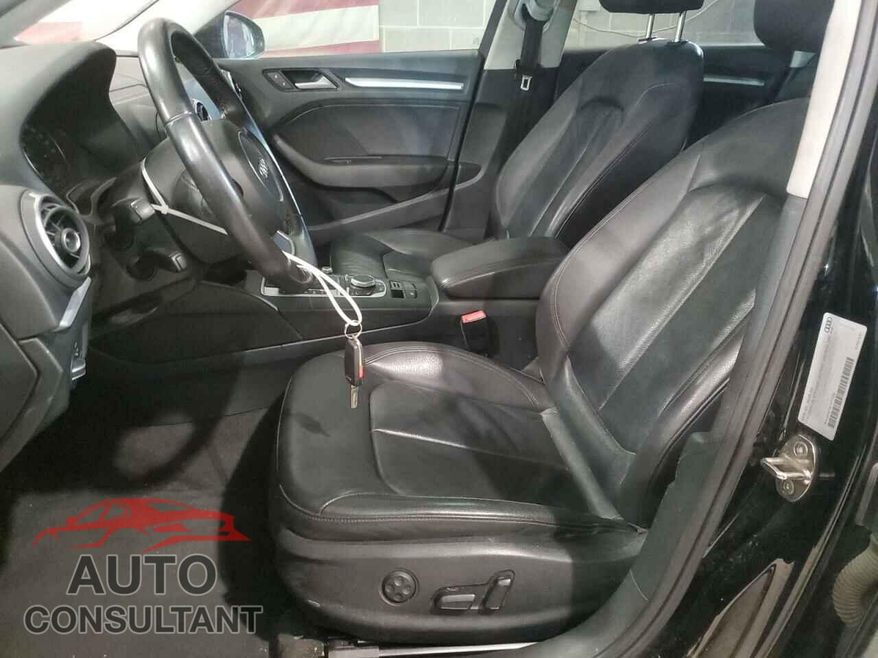 AUDI A3 2015 - WAUBFGFF4F1077658