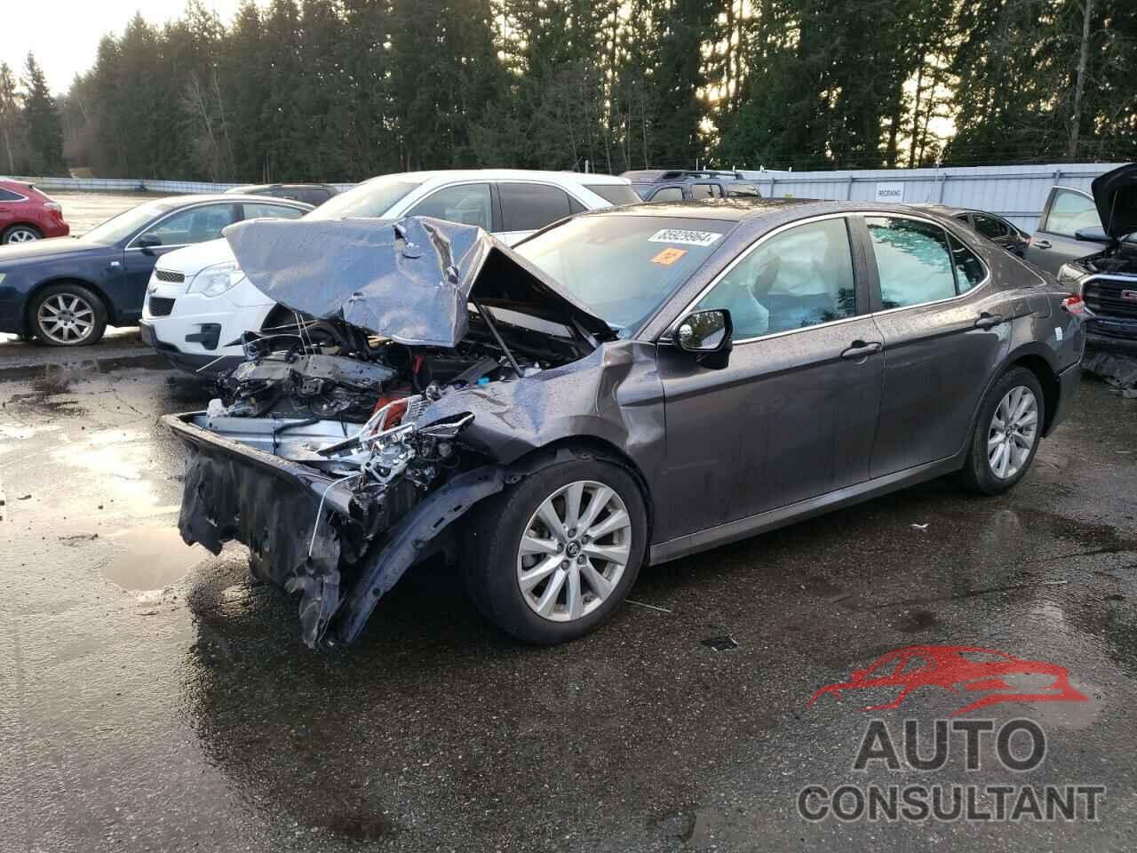 TOYOTA CAMRY 2018 - 4T1B11HK4JU073251