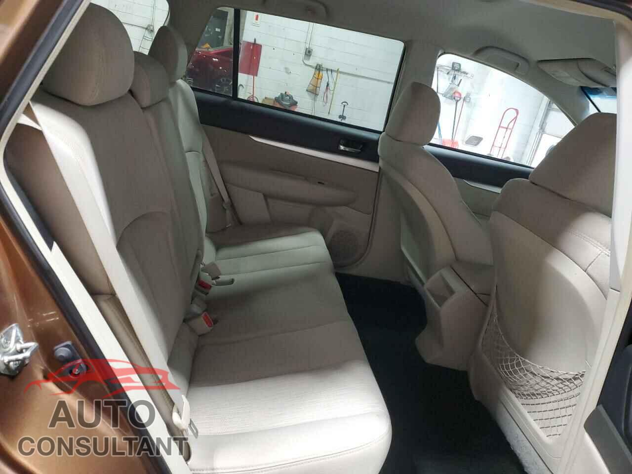 SUBARU OUTBACK 2013 - 4S4BRCCC4D3279944