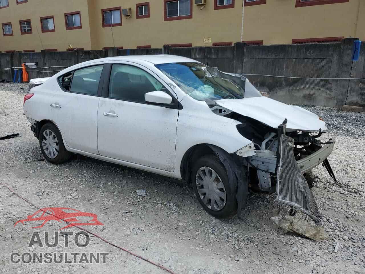 NISSAN VERSA 2019 - 3N1CN7AP3KL831200