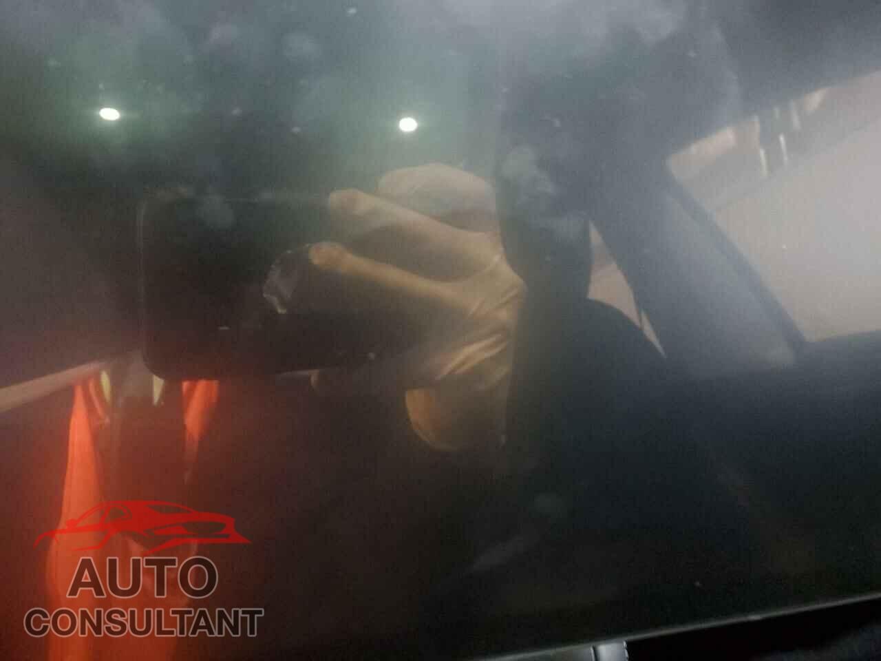TESLA MODEL 3 2024 - 5YJ3E1EB5RF843382