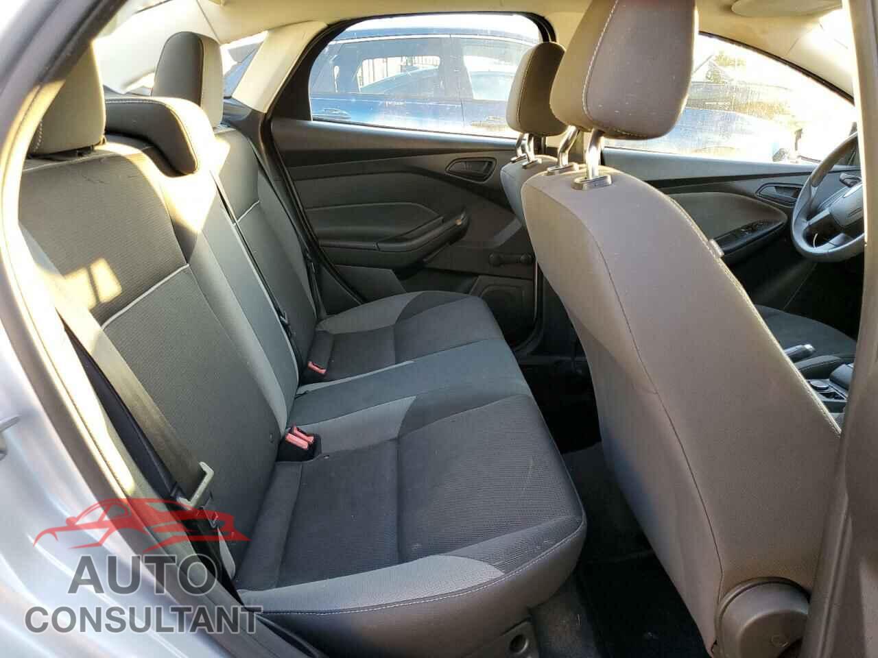 FORD FOCUS 2014 - 1FADP3E25EL193881