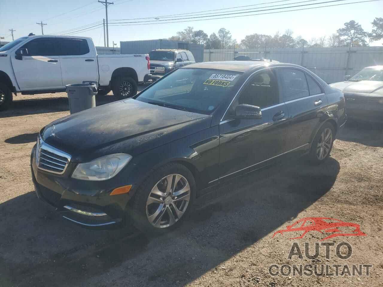 MERCEDES-BENZ C-CLASS 2013 - WDDGF8ABXDA818319