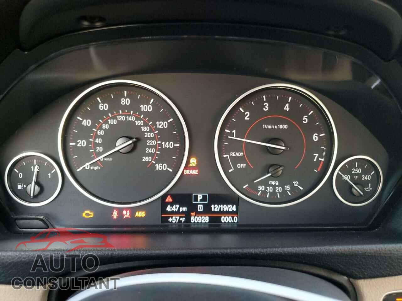 BMW 3 SERIES 2016 - WBA8E9G55GNU29896