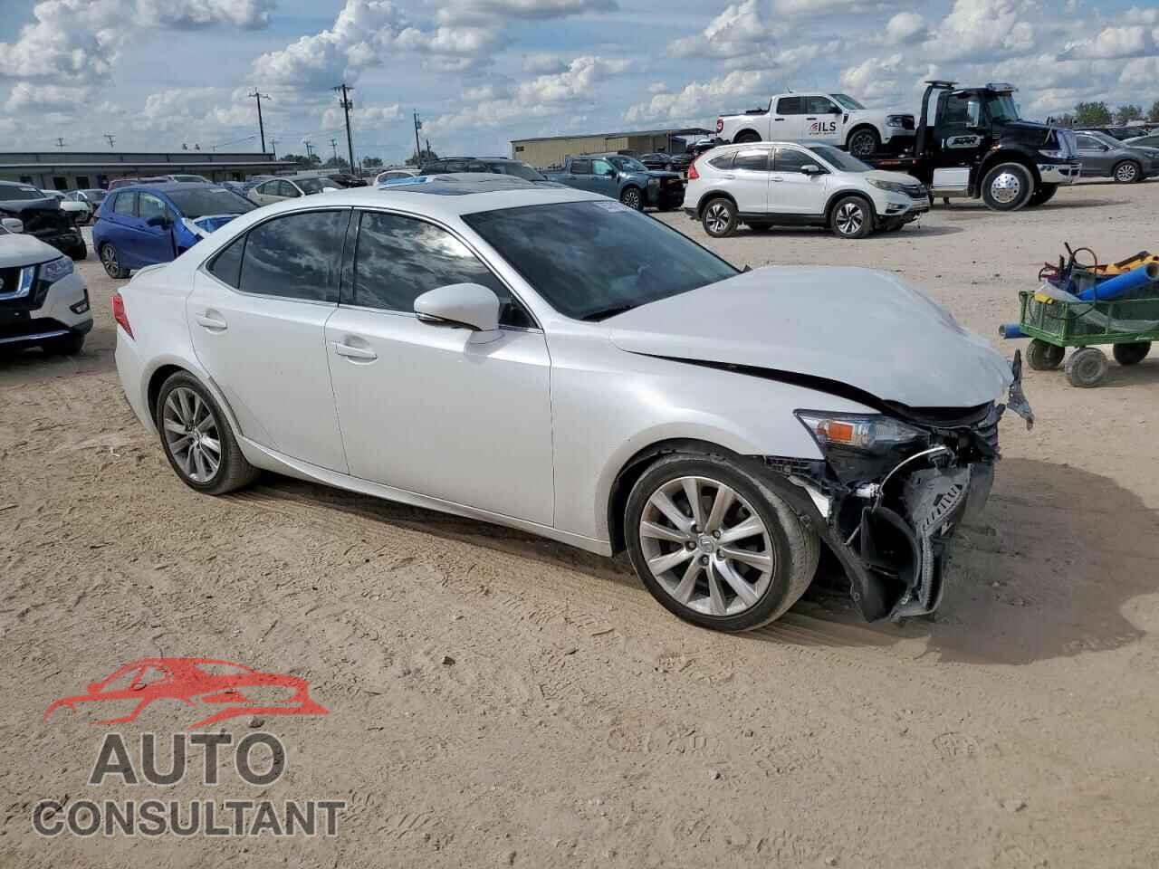 LEXUS IS 2015 - JTHBF1D22F5056573