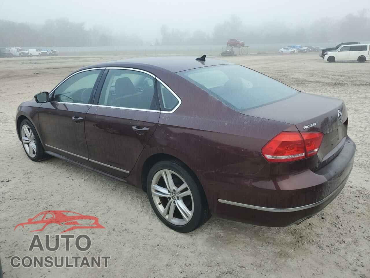 VOLKSWAGEN PASSAT 2013 - 1VWCN7A35DC097763
