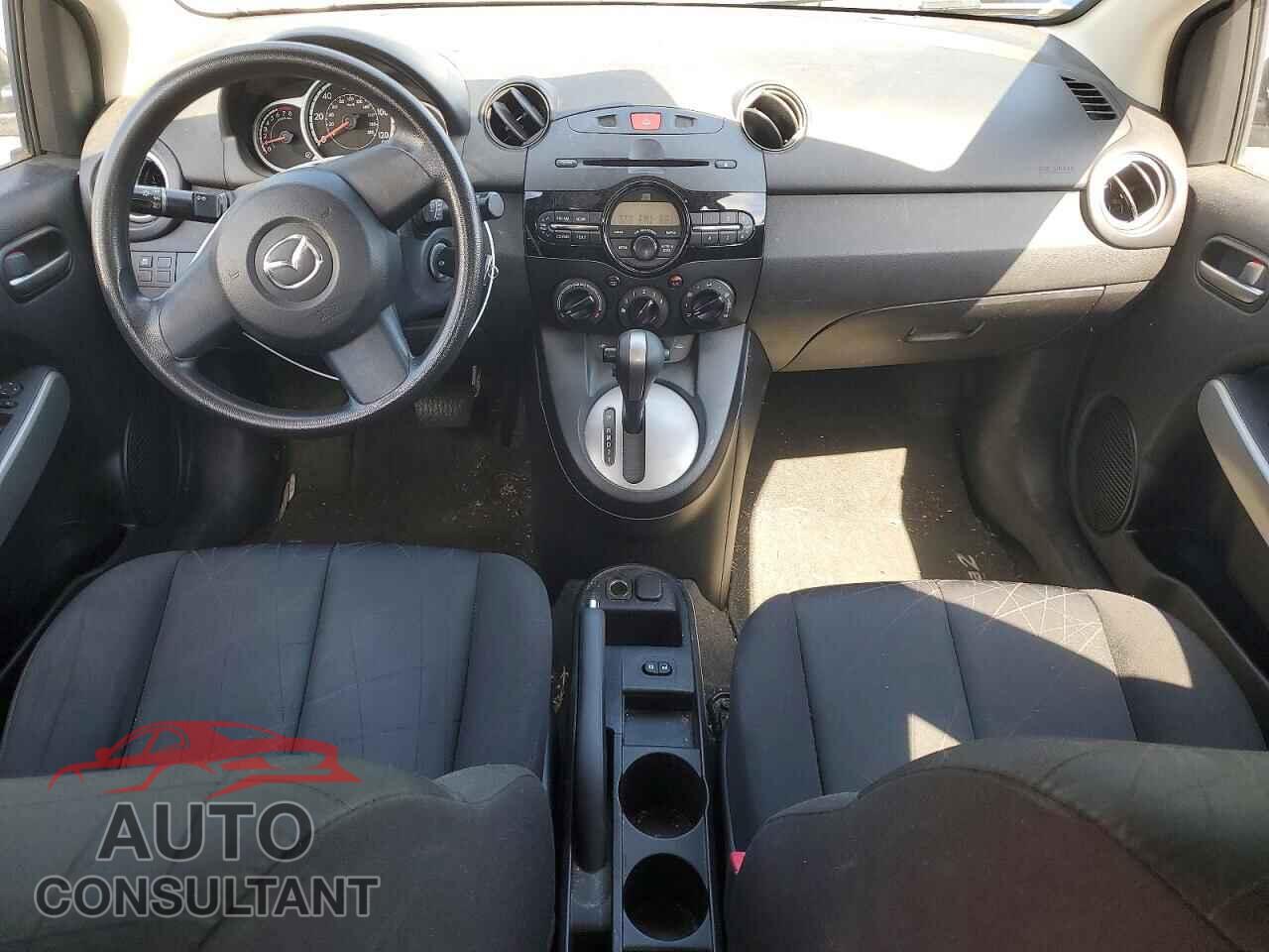 MAZDA 2 2012 - JM1DE1KZ8C0147272