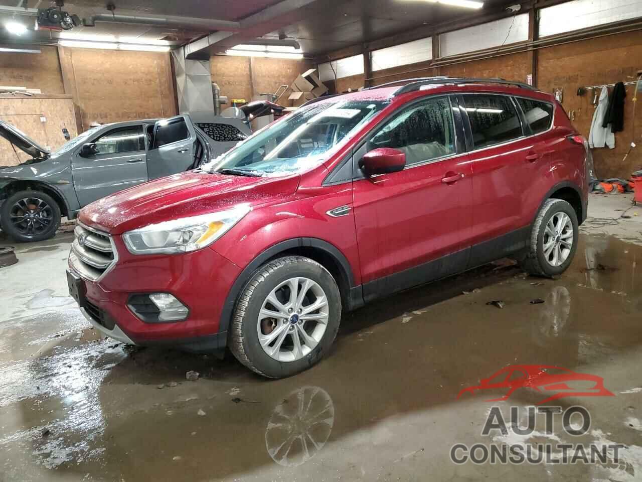 FORD ESCAPE 2017 - 1FMCU9GD2HUD82448