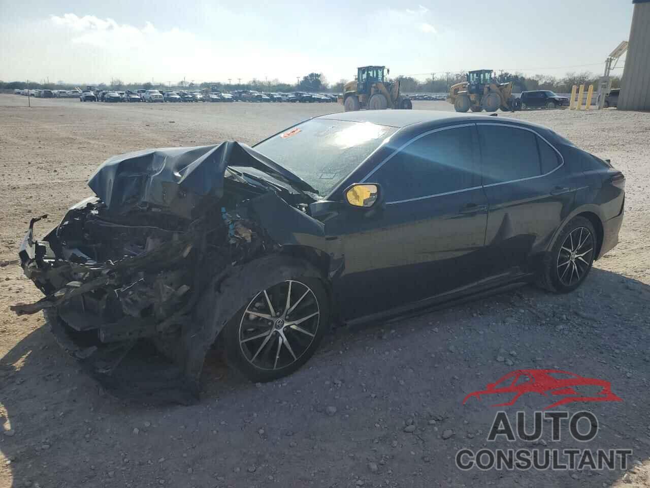 TOYOTA CAMRY 2022 - 4T1G11AK4NU663598