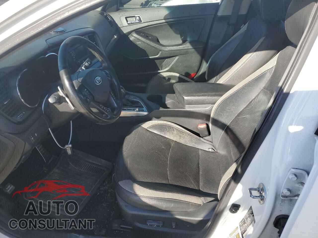 KIA OPTIMA 2012 - 5XXGR4A68CG067656