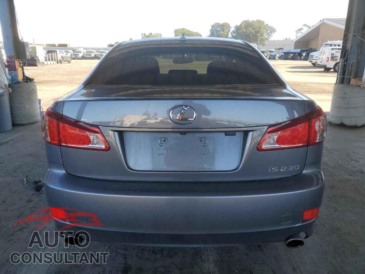 LEXUS IS 2012 - JTHBF5C21C5172061