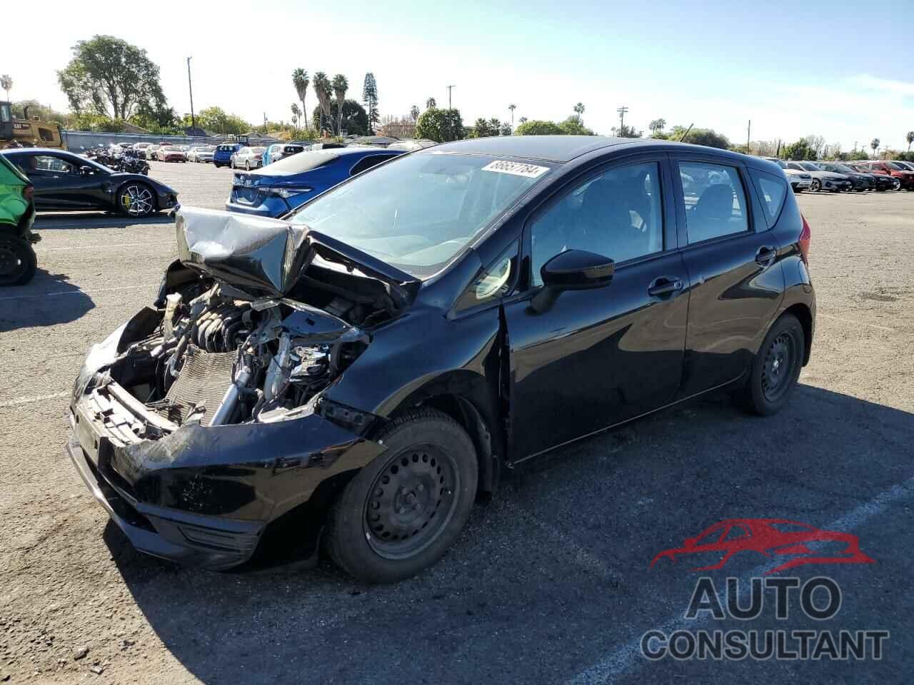 NISSAN VERSA 2018 - 3N1CE2CPXJL360032