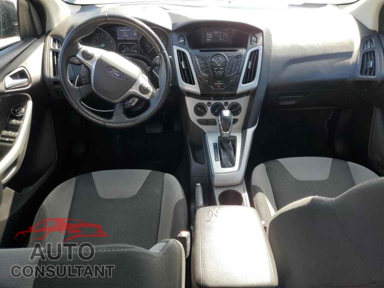 FORD FOCUS 2012 - 1FAHP3F26CL249419