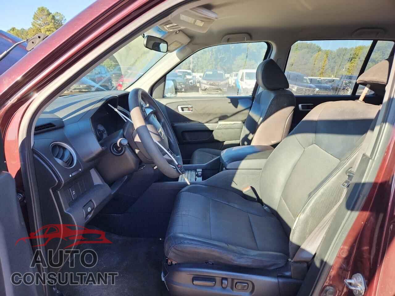 HONDA PILOT 2011 - 5FNYF3H41BB012799